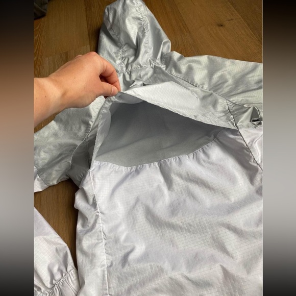 Nike Small/medium windbreaker jacket, Nike jacket - Picture 5 of 9